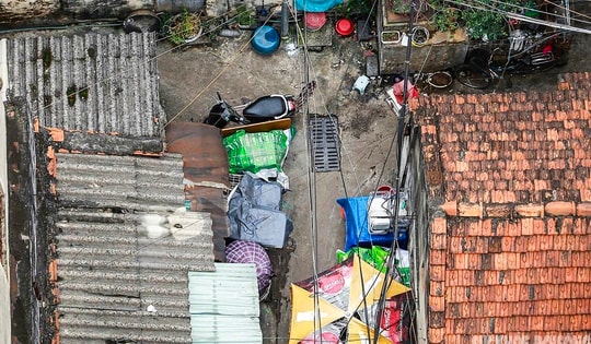 Những mái nhà cũ kỹ bên hồ Gươm sắp thành ký ức