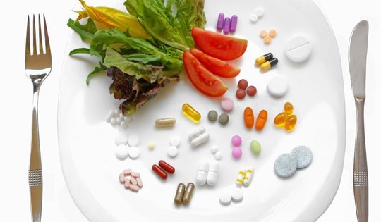 Tương tác thuốc – thực phẩm: Hiểu đúng để tránh rủi ro cho sức khỏe