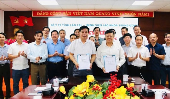 Bệnh viện Lão khoa Trung ương ký kết hợp tác toàn diện với Sở Y tế Lào Cai