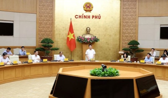 Chú trọng kiểm tra đột xuất, tăng tần suất hậu kiểm, xử lý cương quyết vi phạm về an toàn thực phẩm