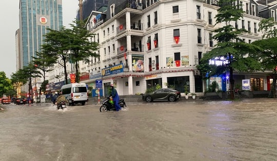 Bão số 9 gây mưa cho Hà Nội như thế nào?