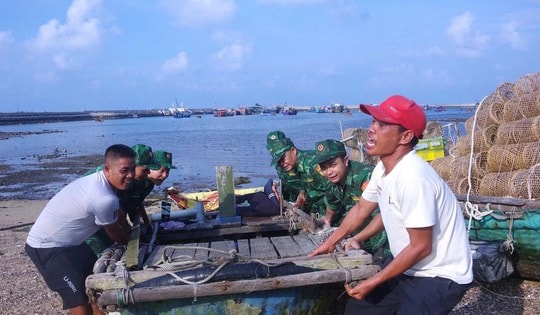 Khẩn trương ứng phó với bão số 10 ngay sau bão số 9