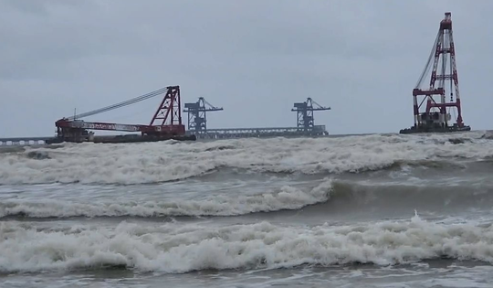 Vì sao liên tục xuất hiện bão trên Biển Đông?