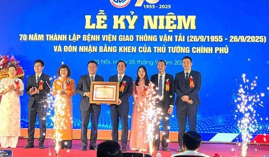 Bệnh viện Giao thông vận tải nhận bằng khen của Thủ tướng Chính phủ
