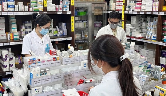 Ngày Dược sĩ thế giới: Nghĩ về sức khỏe, hãy nghĩ đến dược sĩ: Vị thế mới của ngành dược Việt Nam