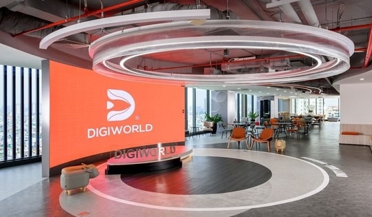 Động thái đáng chú ý tại DGW, người nội bộ gom cổ phiếu