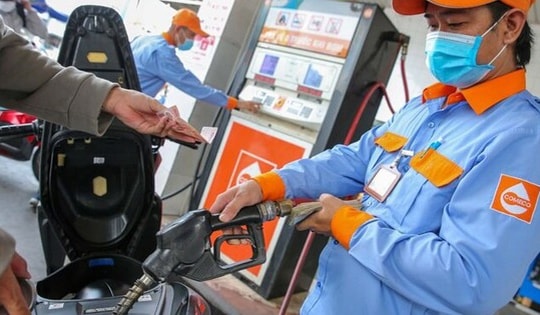 Giá xăng dầu tăng giảm đan xen, RON95 20.165 đồng/lít