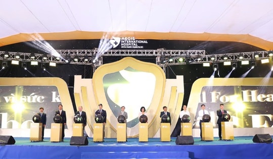 Thứ trưởng Trần Văn Thuấn dự lễ khởi công bệnh viện 1000 giường