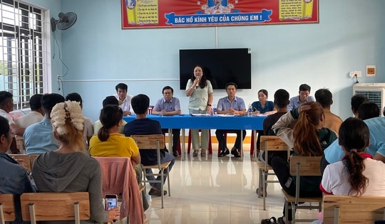 Vụ 40 học sinh nghi ngộ độc thực phẩm: Đề nghị đình chỉ phó hiệu trưởng