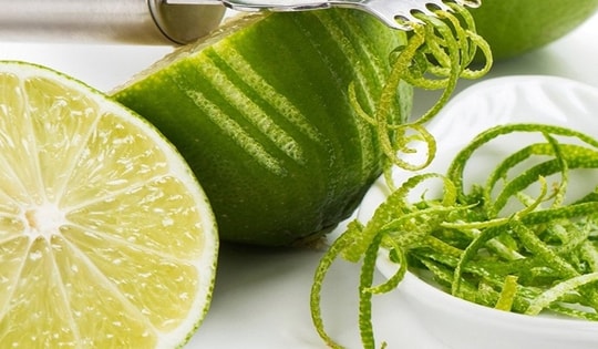 6 lý do không nên vứt bỏ vỏ chanh