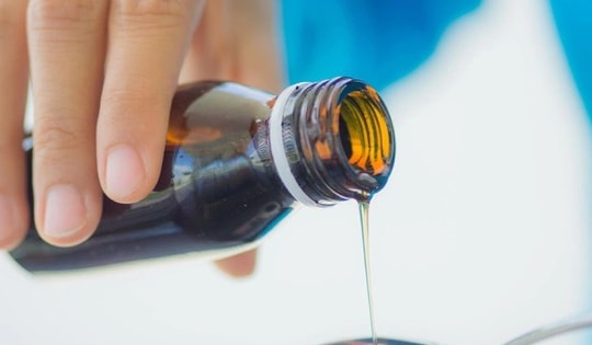 Ấn Độ khuyến cáo sử dụng sirô ho cho trẻ em một cách hợp lý