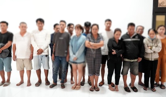 Triệt xóa đường dây đánh bạc giữa rừng cao su