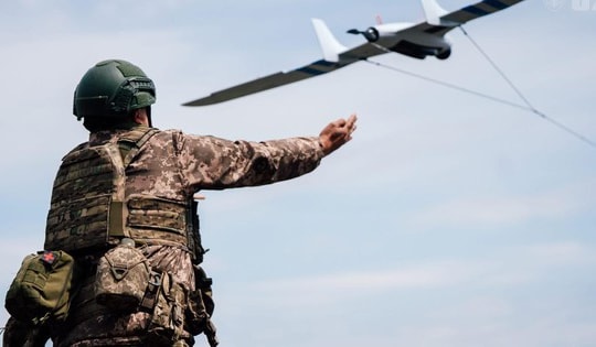 UAV Ukraine lần đầu tiên tấn công sâu tới 2000km vào lãnh thổ Liên bang Nga