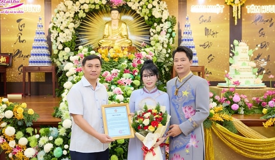 Mailisa gieo duyên lành, trao 16 căn nhà và 100 phần quà