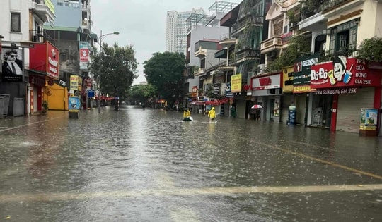 Miền Bắc giảm mưa nhưng lũ trên các sông vẫn lên nhanh