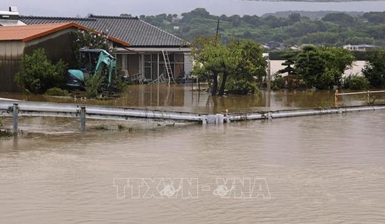 Thái Lan tăng cường chống lũ lụt nghiêm trọng trên khắp cả nước