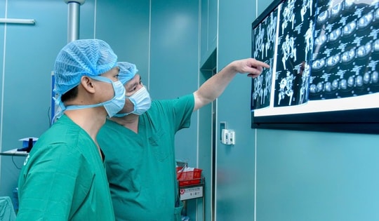 Cứu sống bệnh nhân gãy khung chậu kiểu 'gió thổi' hiếm gặp sau tai nạn xe container