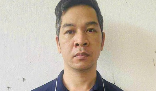 Chiếm đoạt tiền của công ty Giao hàng nhanh để sang Campuchia làm việc