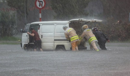 13 người chết và mất tích, hàng chục nghìn nhà bị ngập do hoàn lưu sau bão số 11