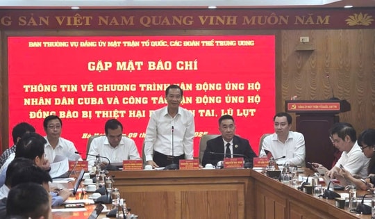 Nhiều người dân dành 100.000 đồng dịp Tết Độc lập ủng hộ nhân dân Cuba