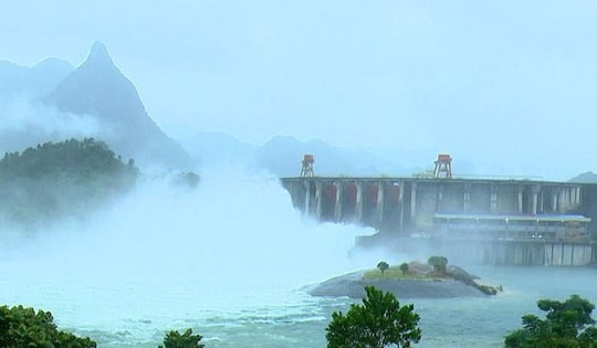Thủy điện Tuyên Quang liên tiếp xả lũ, 3 tỉnh thành ứng phó