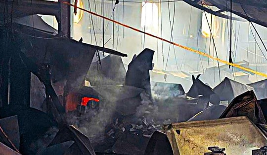 Công an Hà Nội thông tin nguyên nhân vụ nổ gây cháy tại kho xưởng Phú Nghĩa