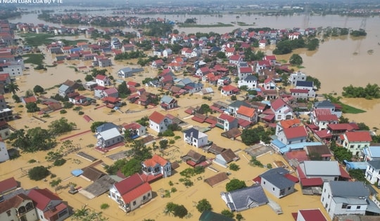 Hà Nội cấp 20 tỉ cho 2 xã vùng ven ngập sâu, sẵn sàng sơ tán 36.000 dân