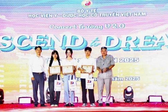 Học viện Y - Dược học cổ truyền Việt Nam đón h ơn 1.000 tân sinh viên