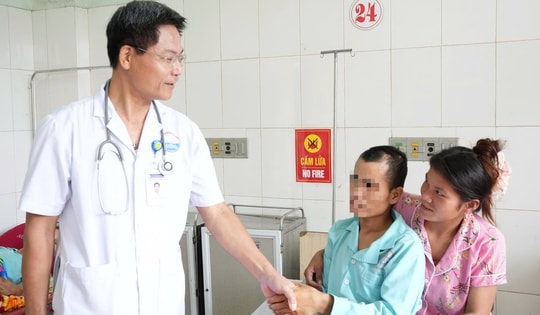 Hồi phục kỳ diệu sau 5 ca phẫu thuật, nạn nhân vụ xe tải lao vào chợ xuất viện