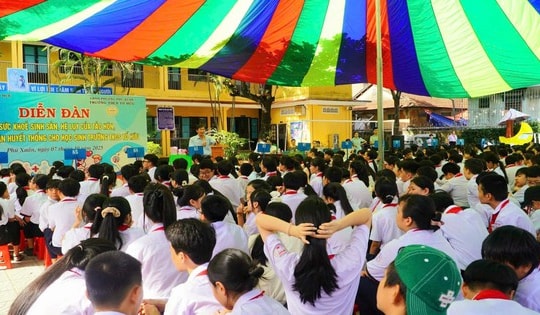 Ngày Quốc tế Trẻ em gái: Huế đẩy mạnh truyền thông sức khỏe sinh sản vị thành niên