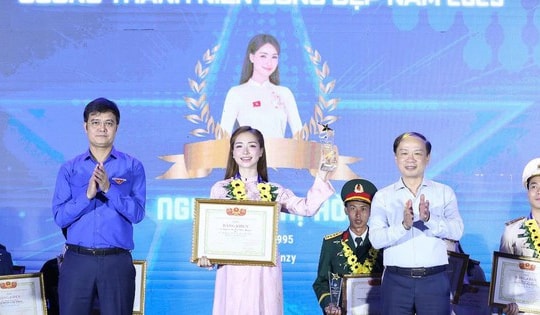 Trưởng bản cứu 90 người thoát lũ dữ, Hòa Minzy là ‘Thanh niên sống đẹp’ năm 2025