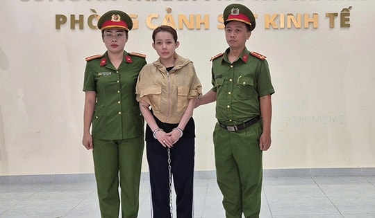 DJ Ngân 98 nói gì về những sản phẩm mình kinh doanh?