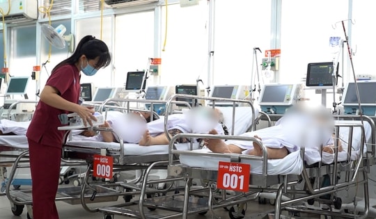 Bệnh viện Chợ Rẫy phối hợp với y tế cơ sở cứu sống 2 bệnh nhân đột quỵ tại Phú Quốc