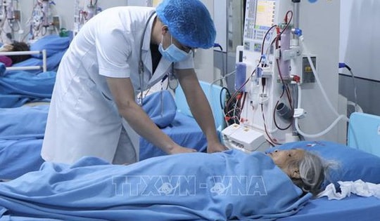 BHXH Việt Nam bảo đảm quyền lợi BHYT cho người dân vùng bão lũ