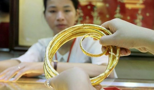 Giá vàng tăng suốt thời gian dài, khi nào sẽ giảm?