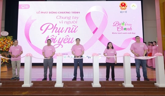 Thứ trưởng Bộ Y tế kêu gọi phụ nữ từ 40 tuổi hãy chủ động tầm soát, phát hiện sớm ung thư vú