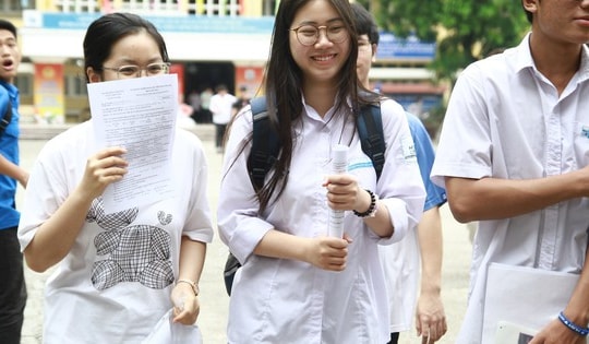 Thi tốt nghiệp THPT trên máy tính: Phụ huynh, học sinh kỳ vọng điều gì?