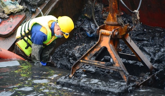 Hà Nội không có chỗ để đổ bùn nạo vét: Vướng cả về pháp lý lẫn kỹ thuật