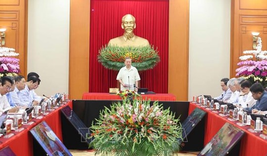 Tổng Bí thư Tô Lâm chủ trì Phiên họp về phát triển khoa học, công nghệ, đổi mới sáng tạo và chuyển đổi số