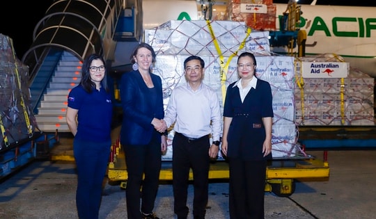 Viện trợ khẩn cấp đồ dùng thiết yếu cho người dân vùng lũ ở Bắc Ninh