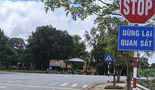 Bổ sung biển báo, kiểm soát tốc độ đường Hồ Chí Minh sau tai nạn nghiêm trọng