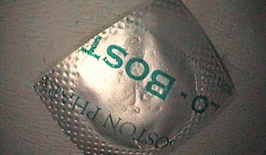 Người đàn ông nhập viện vì nuốt nhầm viên thuốc còn nguyên vỏ