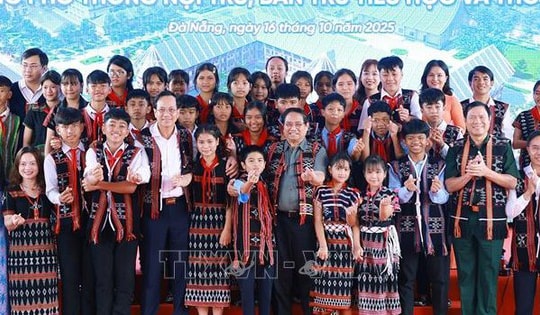 Thủ tướng Phạm Minh Chính dự Lễ khởi công trường học tại xã biên giới của Đà Nẵng