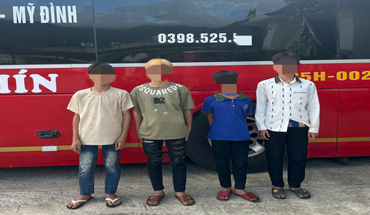 Hai xe khách bị ném vỡ kính trong đêm, bất ngờ thủ phạm gây ra vụ việc