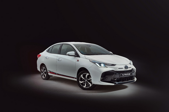 Toyota Vios ra mắt phiên bản kỷ niệm 30 năm với số lượng giới hạn