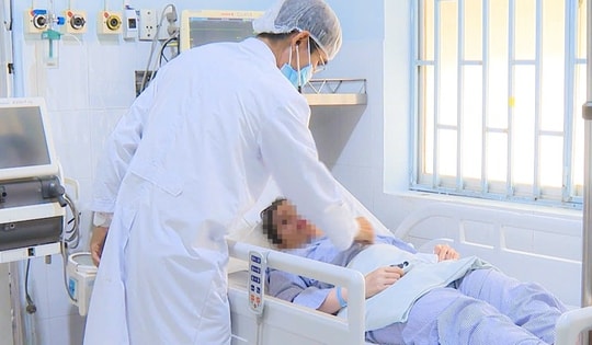 Bệnh nhân ngộ độc cá nóc nguy cơ tử vong cao thoát chết ngoạn mục