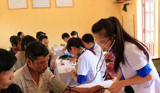 Cao Bằng đẩy mạnh chính sách y tế hướng đến người nghèo vùng cao