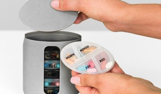 10 mẹo đơn giản giúp bạn uống thuốc điều trị HIV đúng giờ mỗi ngày