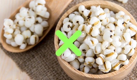 Bộ Y tế thu hồi dược liệu Ý dĩ của Phòng chẩn trị Y học cổ truyền Y sĩ Lương Mạnh Tuấn