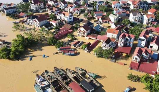 Đảm bảo an toàn hệ thống đê điều ứng phó bão số 12 và mưa lũ